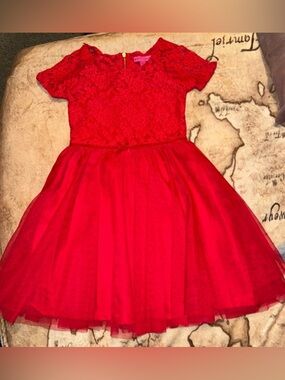 🖤EUC BETSEY JOHNSON GIRLS RED LACE BODICE TULLE DRESS SIZE M 10🖤